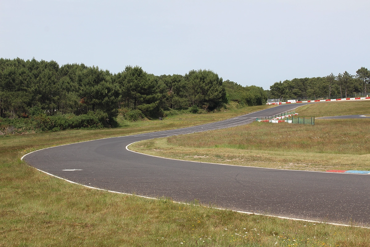Photo de présentation du 12ème virage de notre circuit SMKart#50